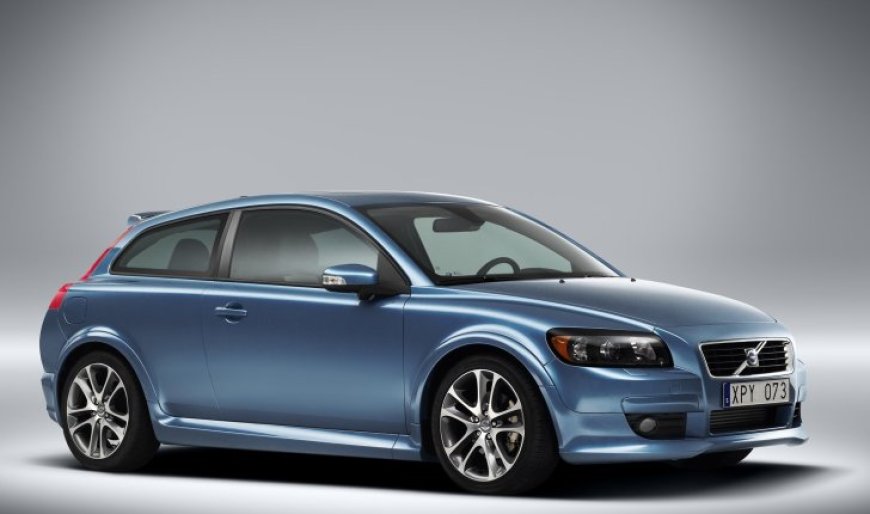 Volvo C30 Alınır mı ? Volvo C30 Kullanıcı Yorumları ?